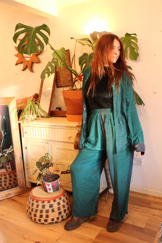 Trippy Oil Floaty Co-Ord Shirt and Trouser set